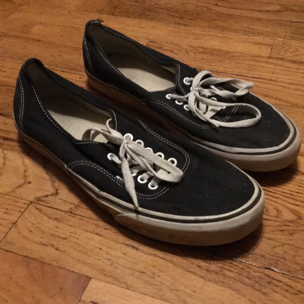 Vans low top 11.5